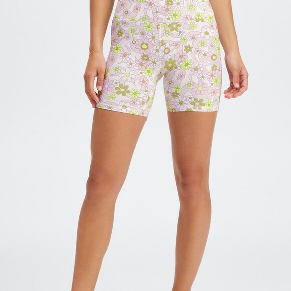 Fabletics Boost Sports Set - Picture 6 of 7